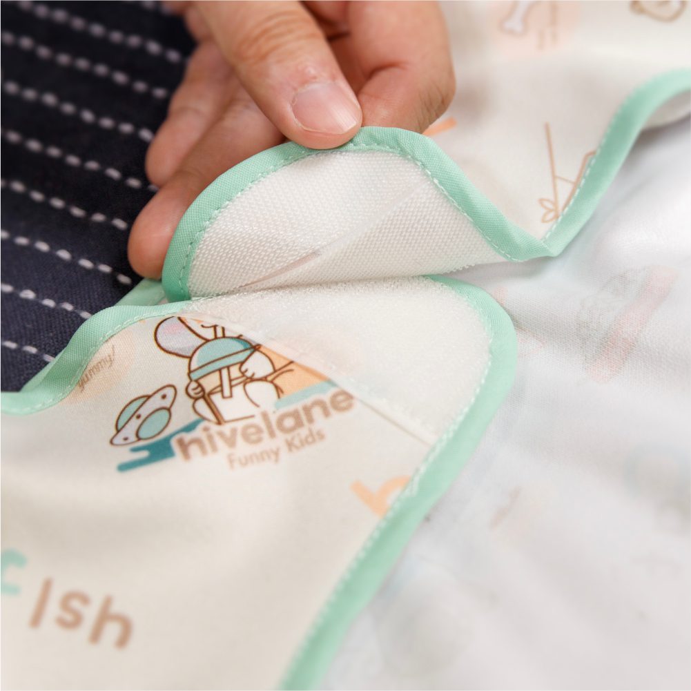 Hivelane Children’s Long-Sleeve Waterproof Smock Bib, C1767 - Image 3