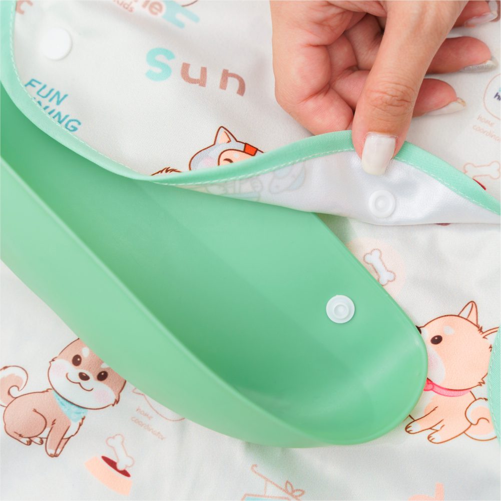 Hivelane Children’s Waterproof Bib with Silicone Pocket, C1768 - Image 3